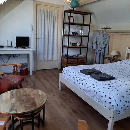 Bed En Breakfast En Bike Sommelsdijk Exterior photo